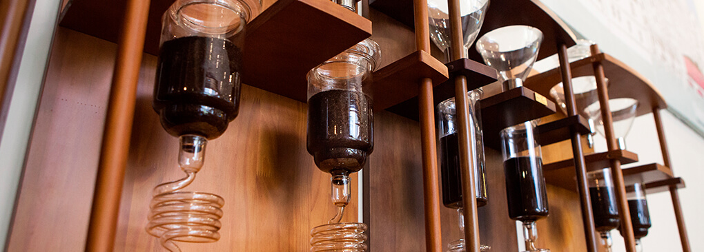Iced Coffee vs. Cold Brew Coffee: Extraction, time and temperature