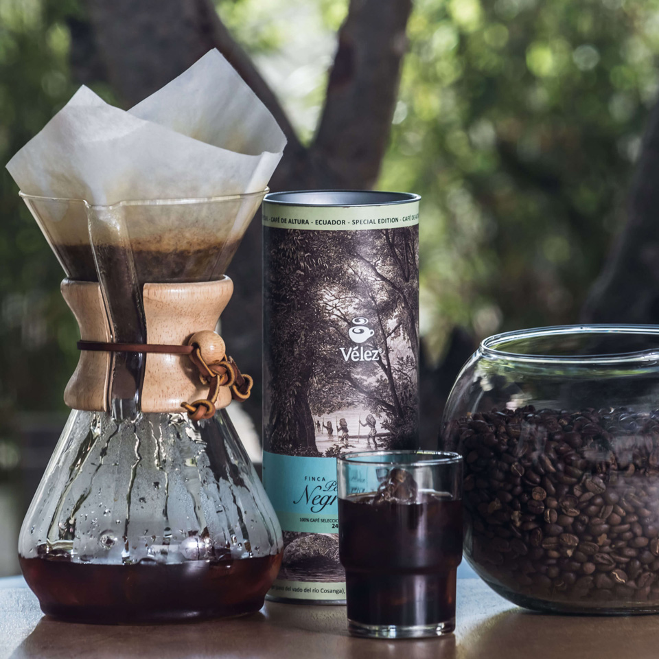 Download Perla Negra Ground Coffee Tube: 2 Tubes with 1 Bag Of 8.46 ...
