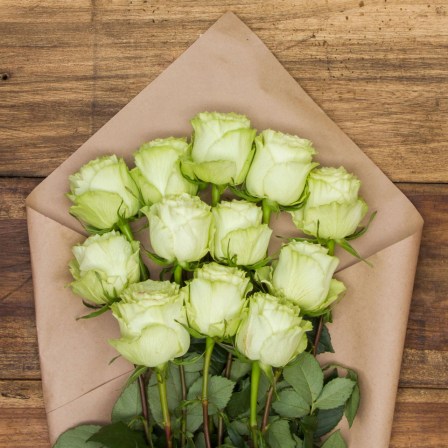 long stem roses from ecuador