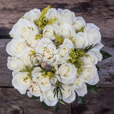 long stem roses from ecuador